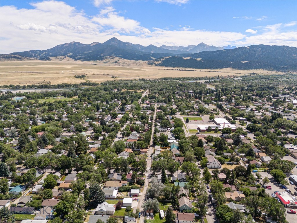 121 S 10th Street, Livingston MT 59047