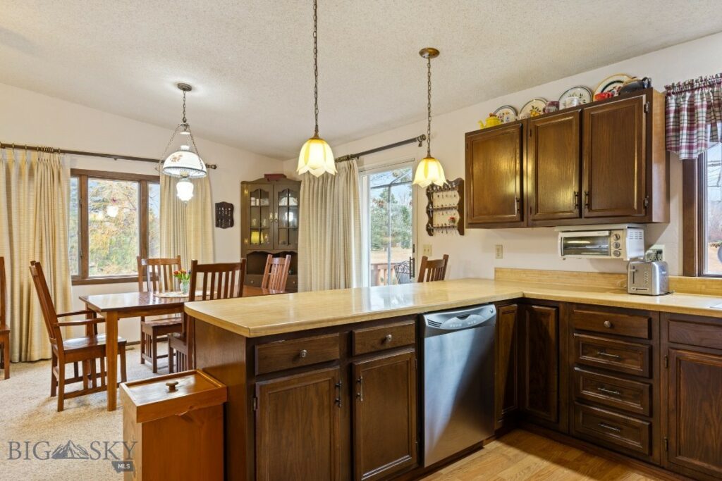 1210 S Cedarview Drive, Bozeman MT 59715