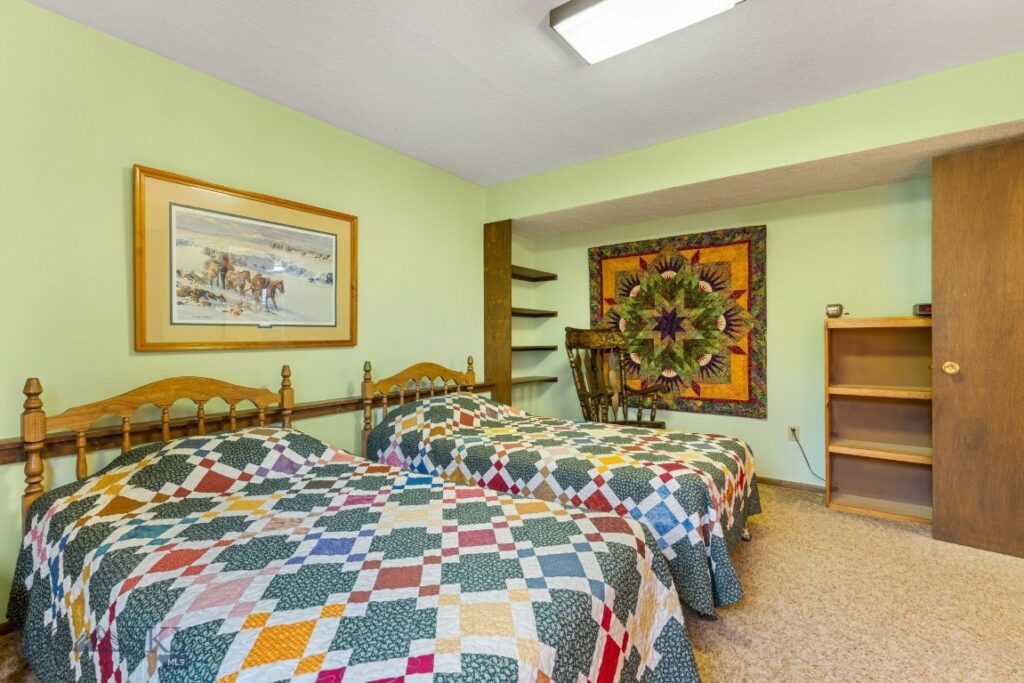 1210 S Cedarview Drive, Bozeman MT 59715