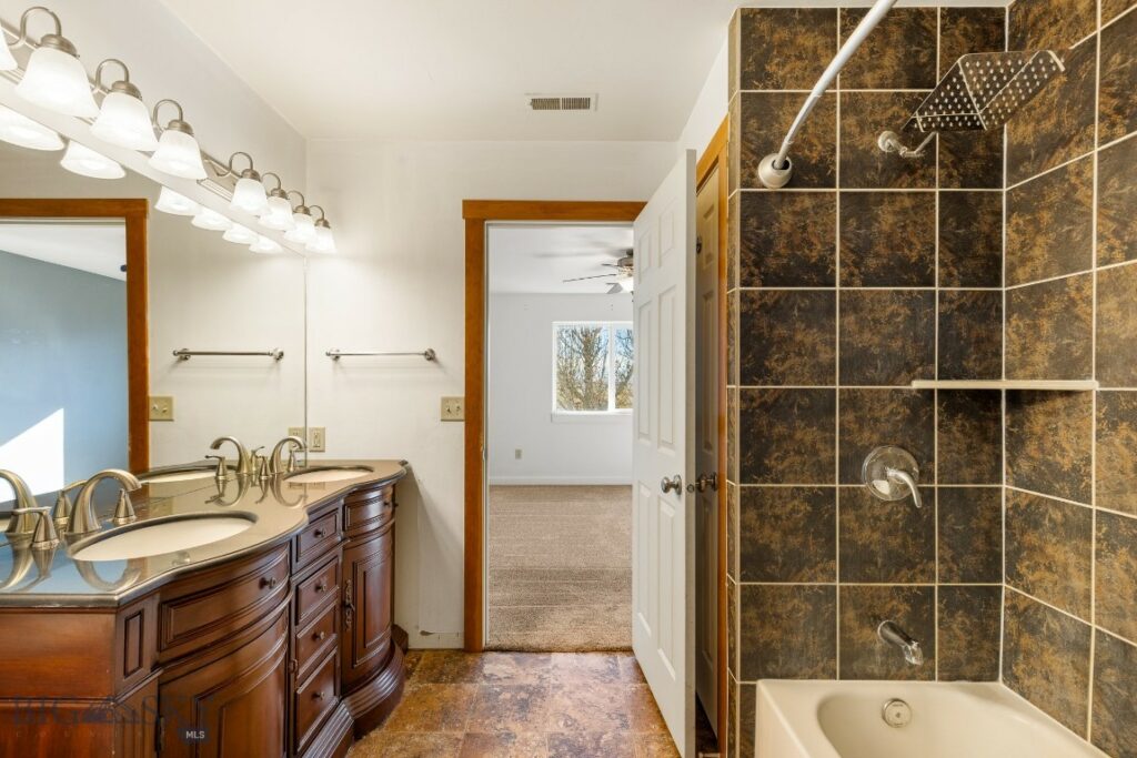 1211 Idaho Street, Belgrade MT 59714