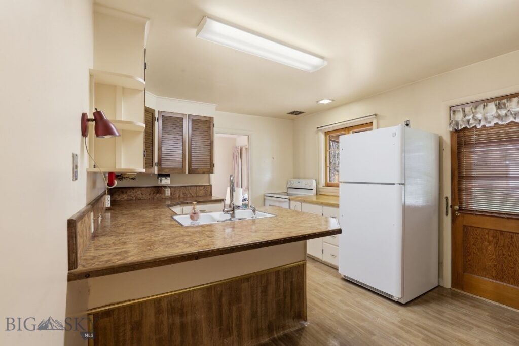 1211 S Grand Avenue, Bozeman MT 59715