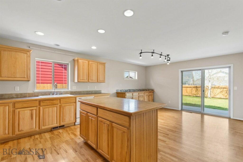 1214 Idaho Street, Belgrade MT 59714