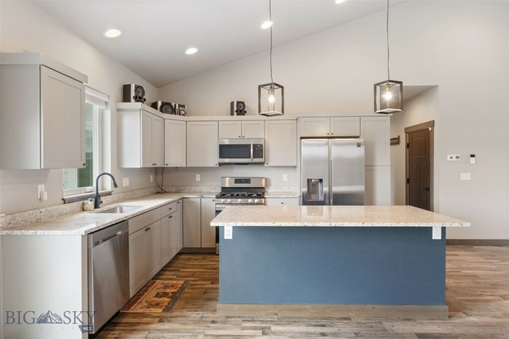 1215 Sweetgrass Lane, Livingston MT 59047