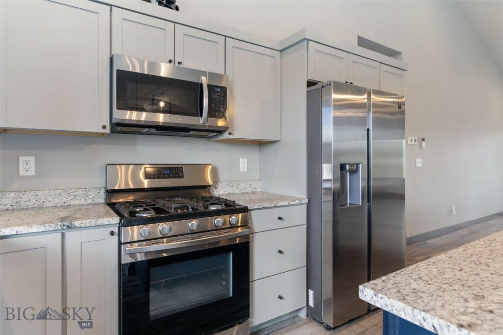 1215 Sweetgrass Lane, Livingston MT 59047