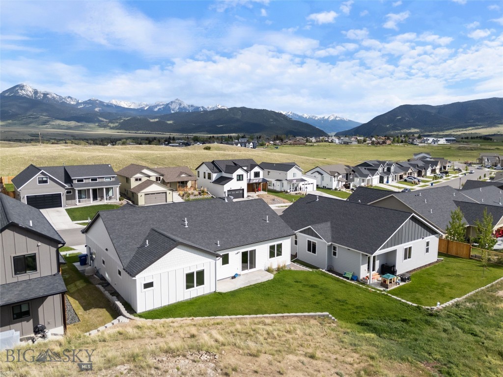1215 Sweetgrass Lane, Livingston MT 59047
