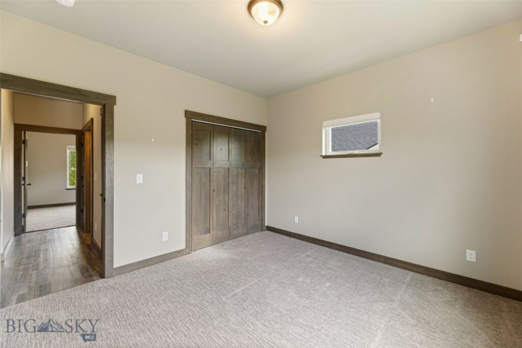 1215 Sweetgrass Lane, Livingston MT 59047