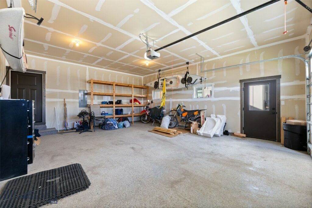 1215 Sweetgrass Lane, Livingston MT 59047