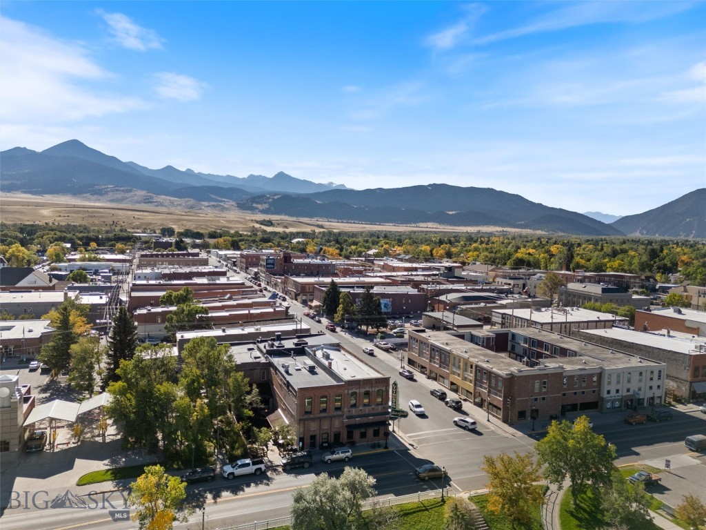 122 N Main Street, Livingston MT 59047