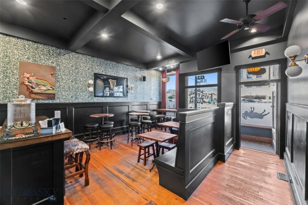 122 N Main Street, Livingston MT 59047