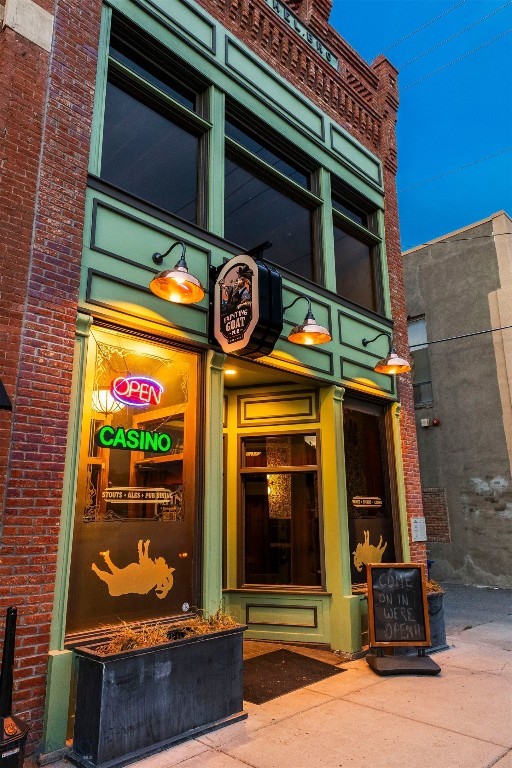 122 N Main Street, Livingston MT 59047