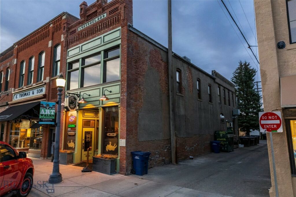 122 N Main Street, Livingston MT 59047