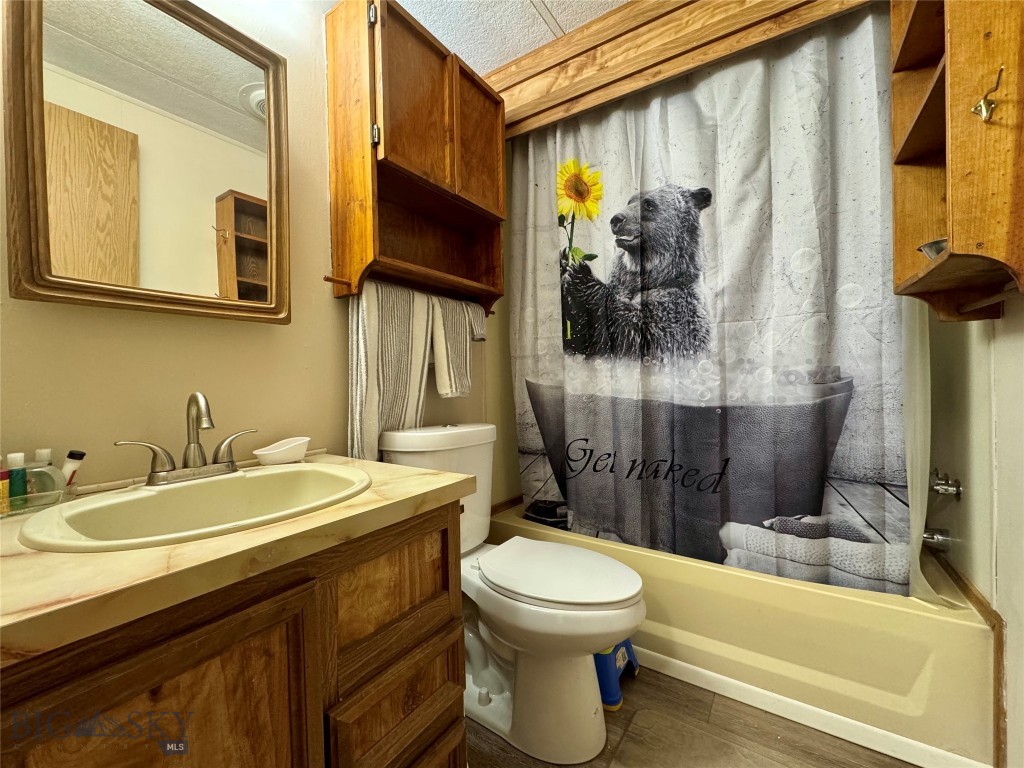 122 S P St., Livingston MT 59047