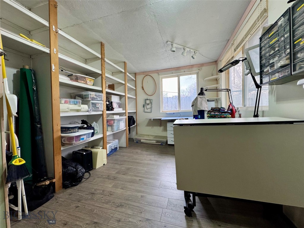 122 S P St., Livingston MT 59047