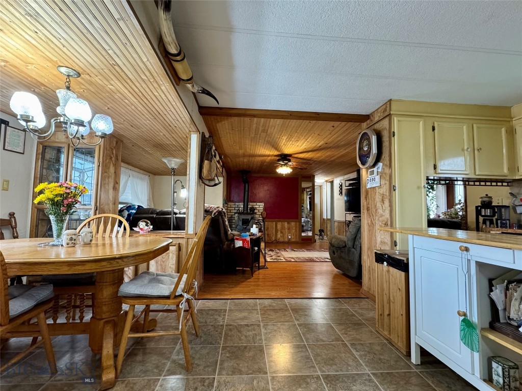 122 S P St., Livingston MT 59047