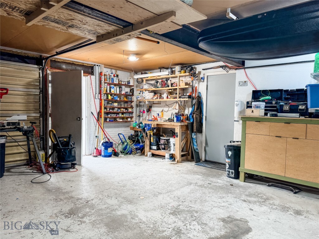 122 Star Road, Livingston MT 59047