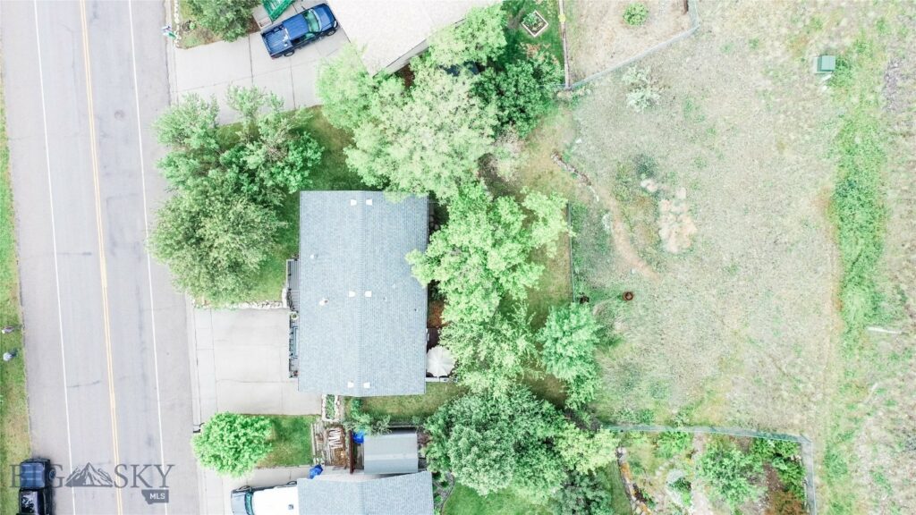 122 Star Road, Livingston MT 59047