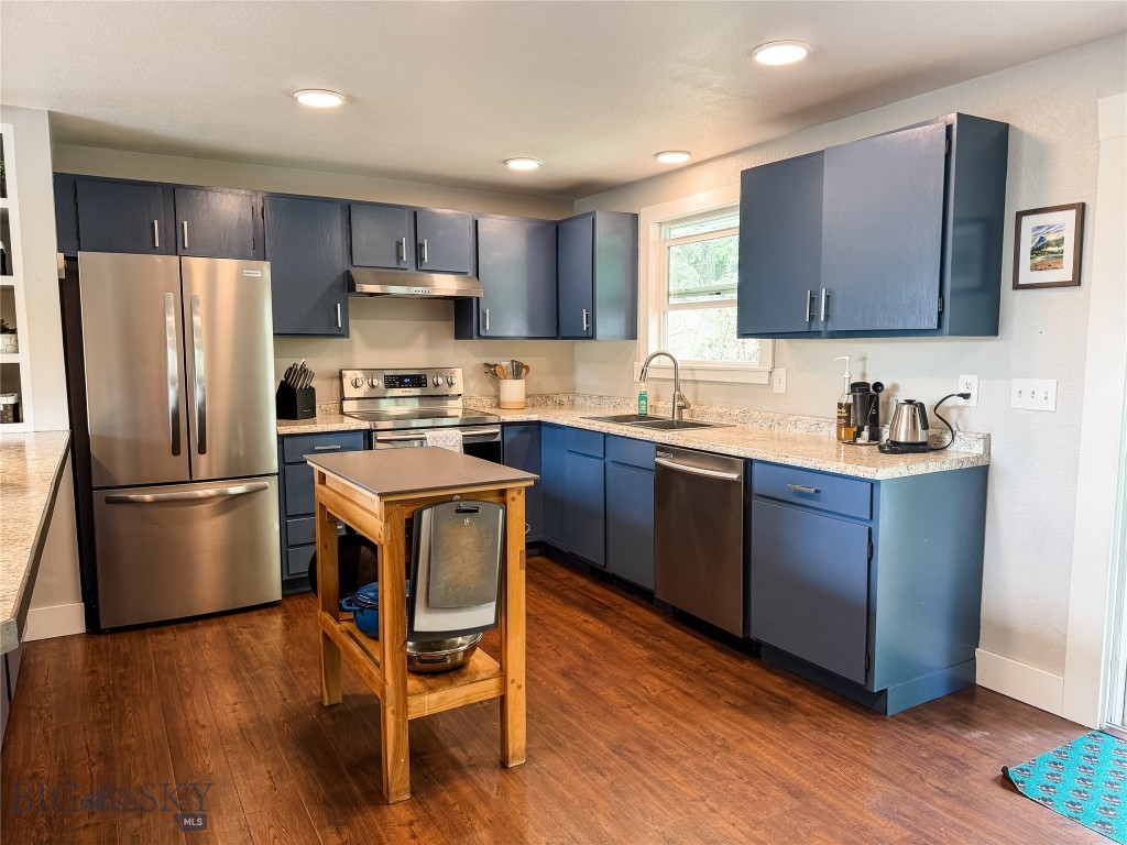 122 Star Road, Livingston MT 59047