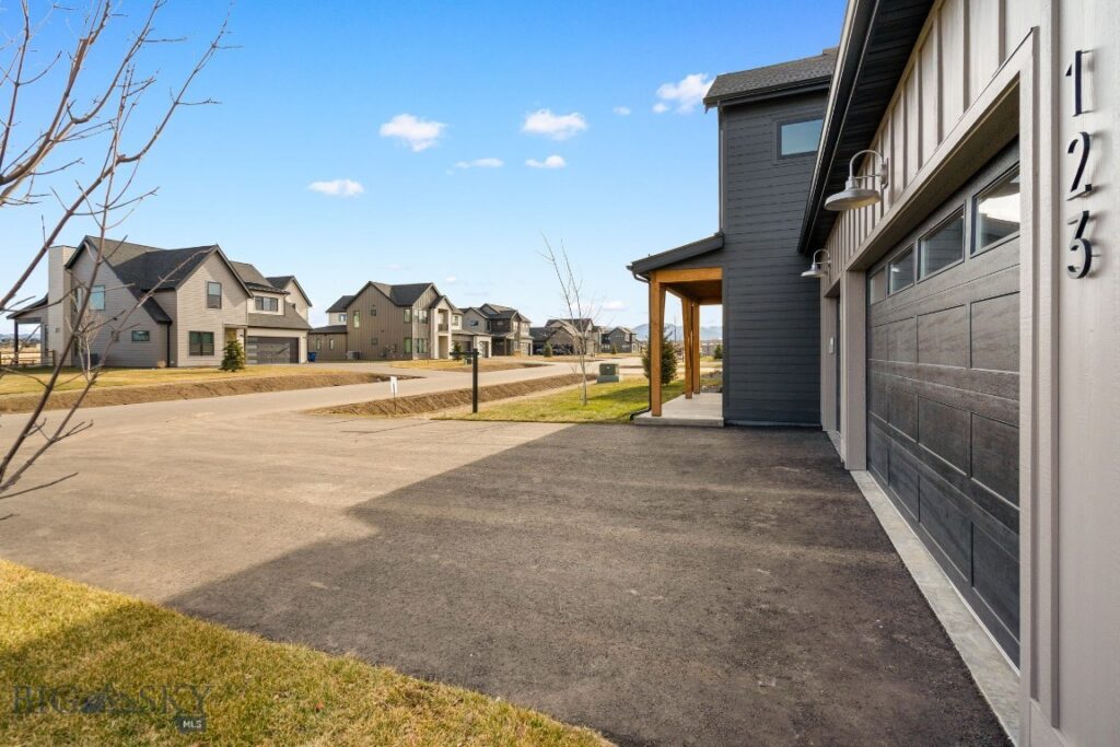 123 Creekbank Loop, Bozeman MT 59718