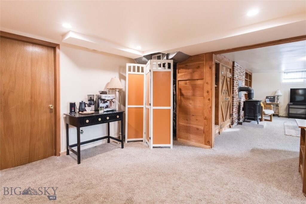 1232 N 8th Avenue, Bozeman MT 59715