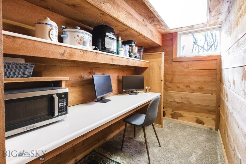 1232 N 8th Avenue, Bozeman MT 59715