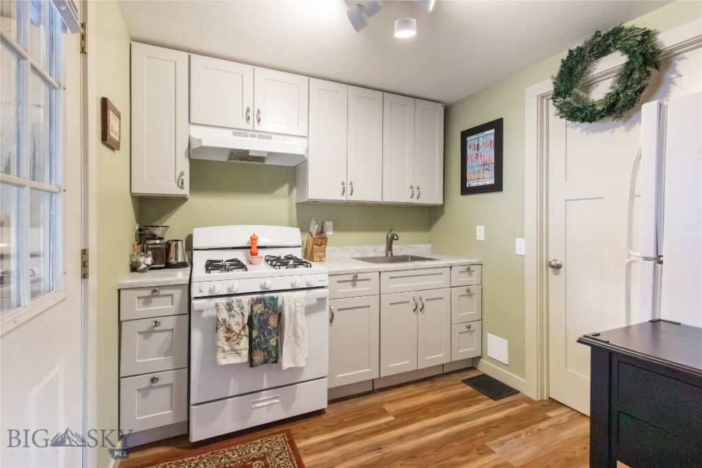 1232 N 8th Avenue, Bozeman MT 59715