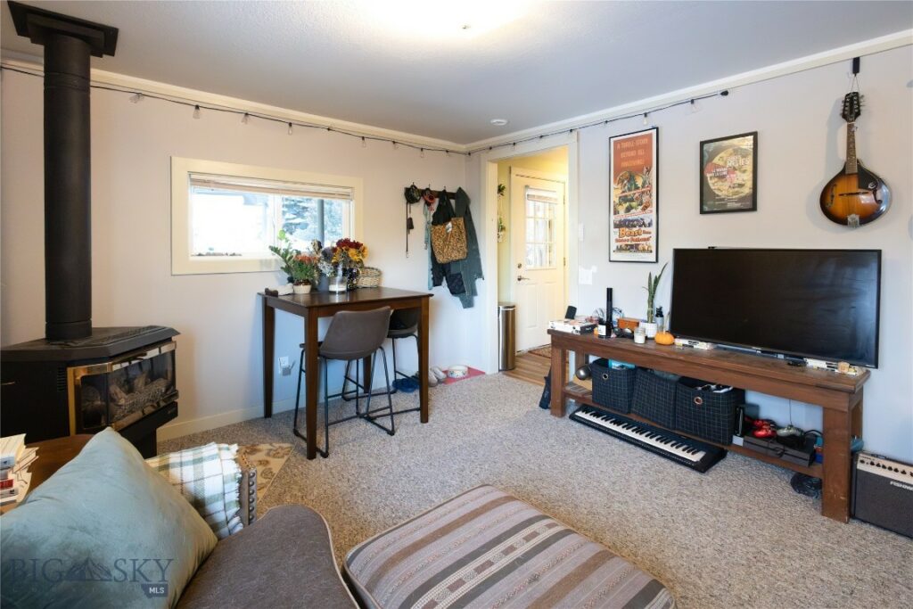 1232 N 8th Avenue, Bozeman MT 59715