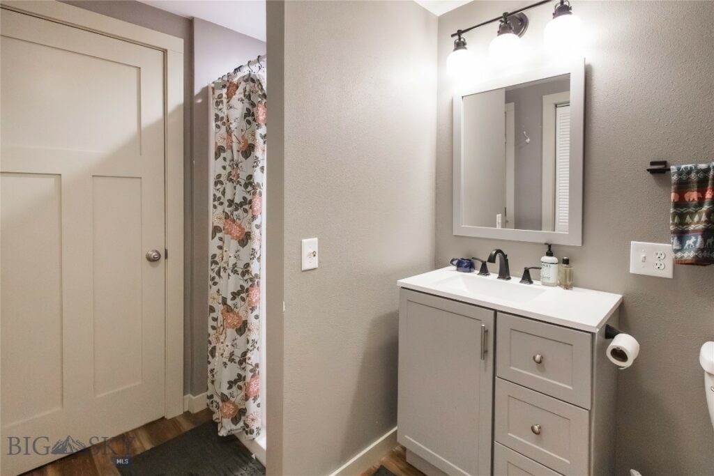 1232 N 8th Avenue, Bozeman MT 59715