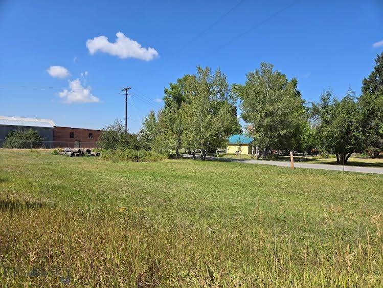 1234 HILLSIDE Lane, Bozeman MT 59715