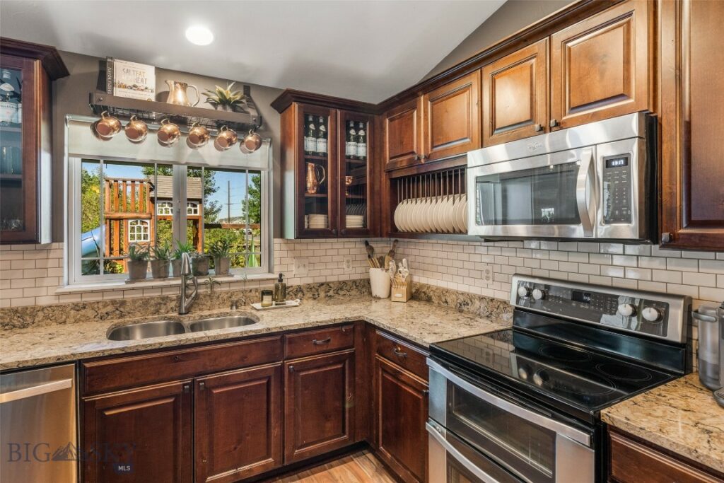 1235 Hunters Way, Bozeman MT 59718