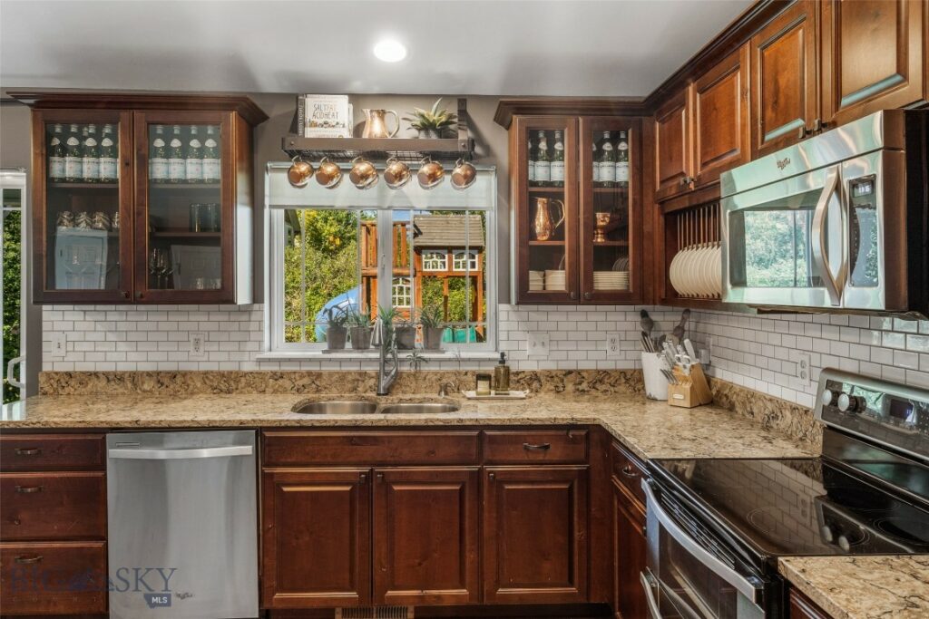 1235 Hunters Way, Bozeman MT 59718