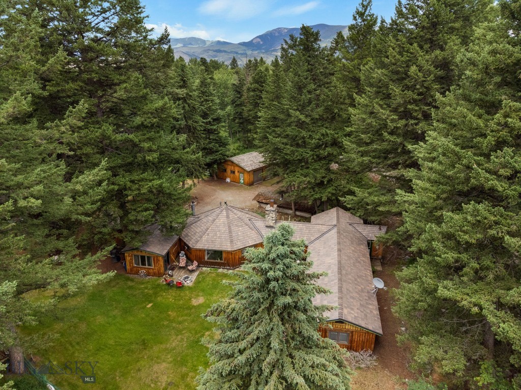 124 Deep Creek Road, Livingston MT 59047