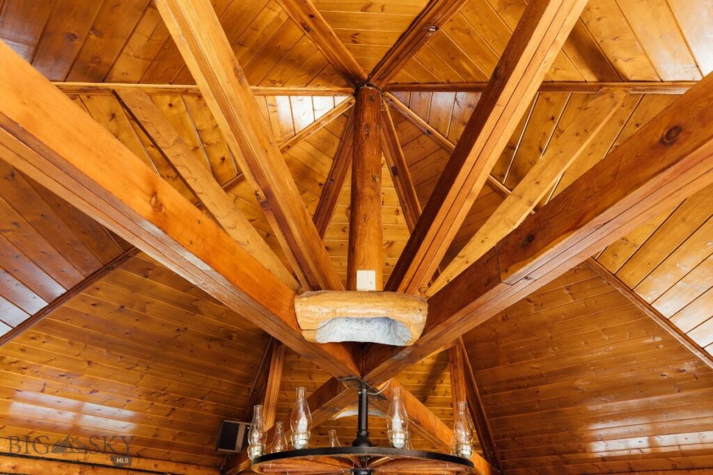 124 Deep Creek Road, Livingston MT 59047