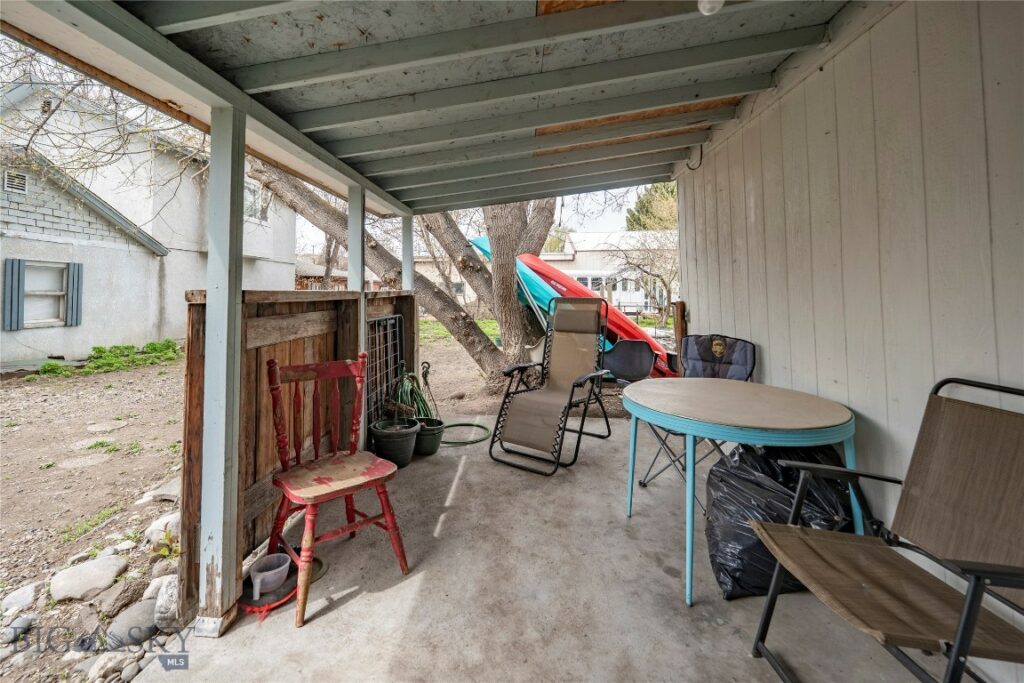 124 S M Street, Livingston MT 59047