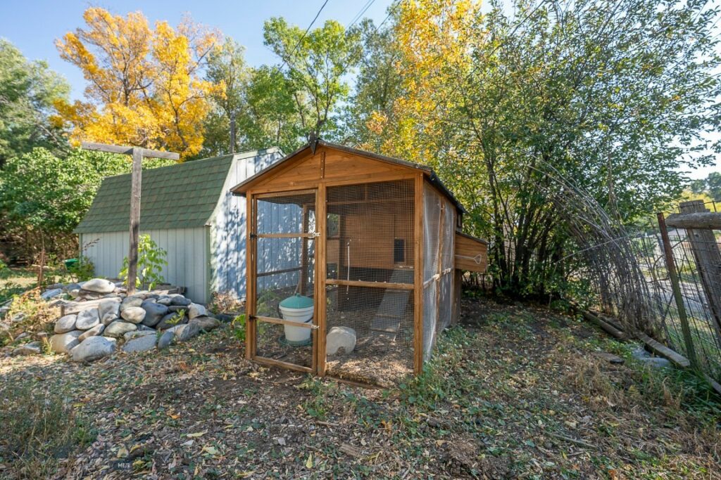 124 S M Street, Livingston MT 59047