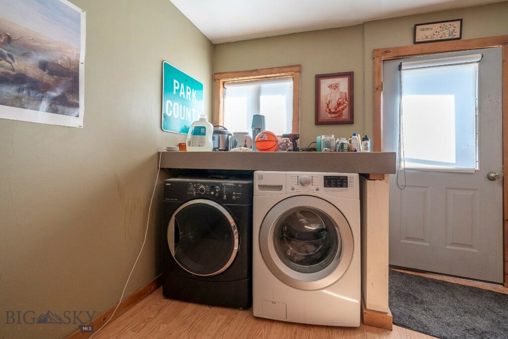 124 S M Street, Livingston MT 59047