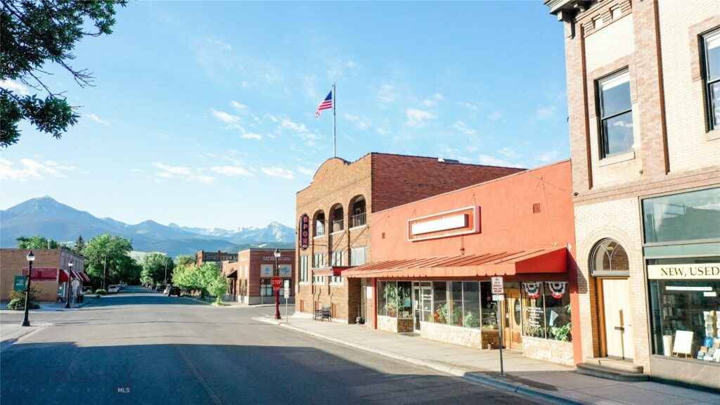 124/126 S 2nd Street, Livingston MT 59047