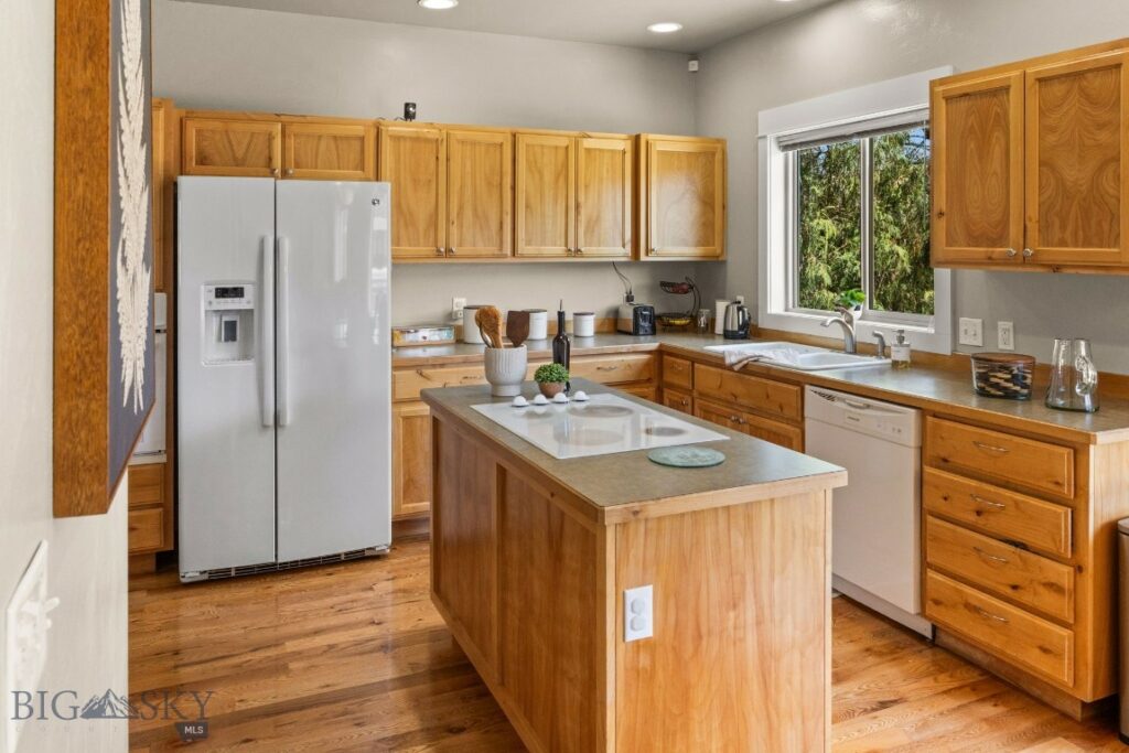 126 Pathfinder Trail, Bozeman MT 59718
