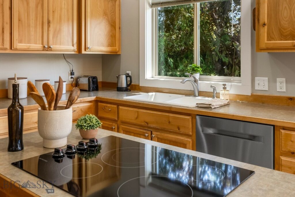 126 Pathfinder Trail, Bozeman MT 59718