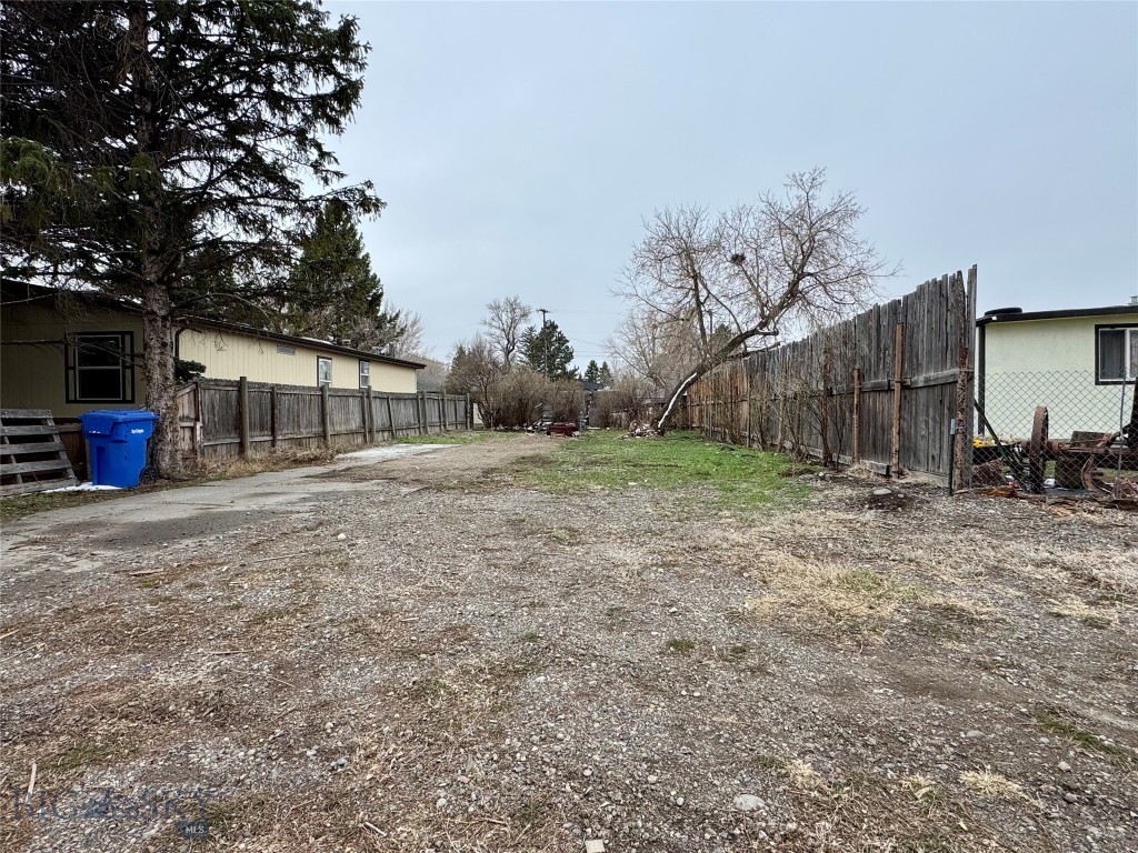 128 S P St., Livingston MT 59047