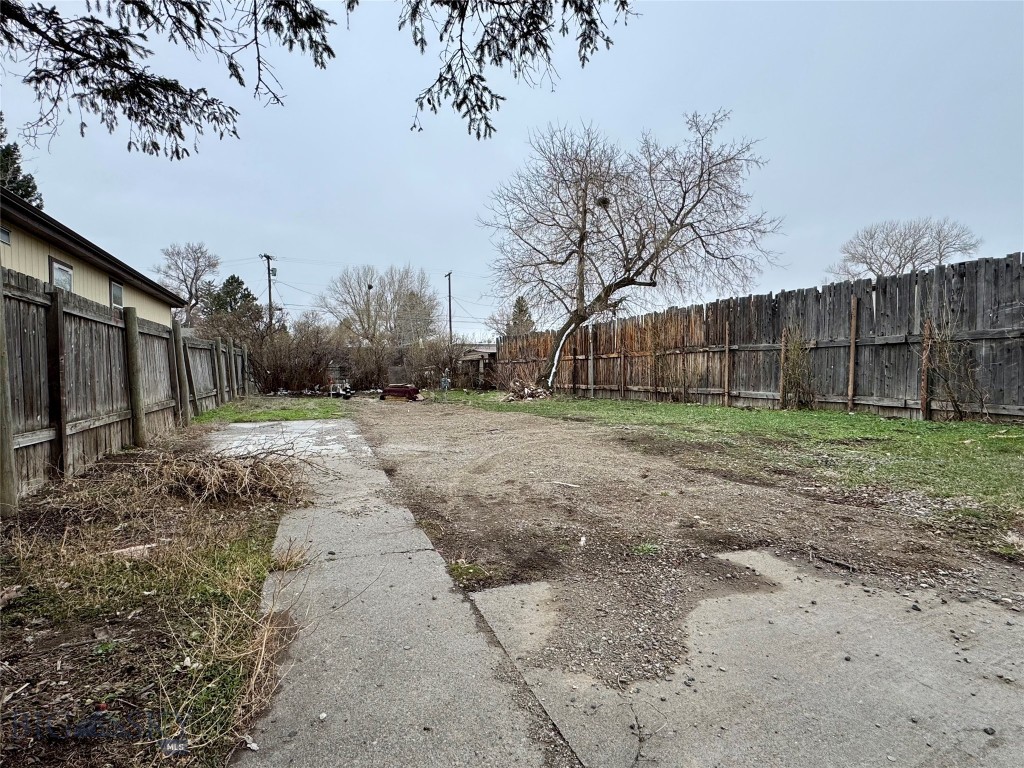 128 S P St., Livingston MT 59047