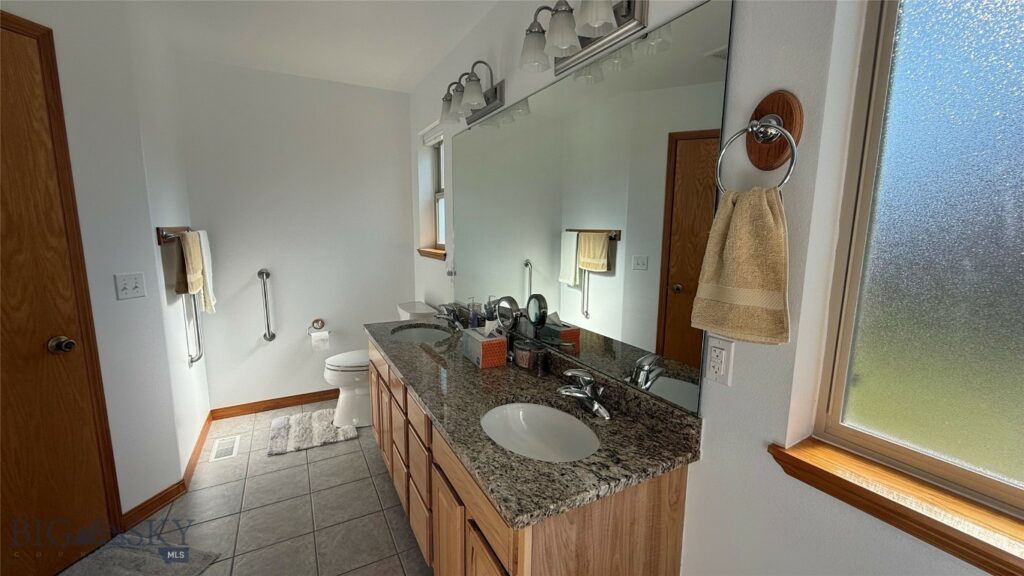 129 E Tobiano Trail, Belgrade MT 59714