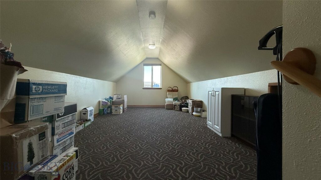 129 E Tobiano Trail, Belgrade MT 59714
