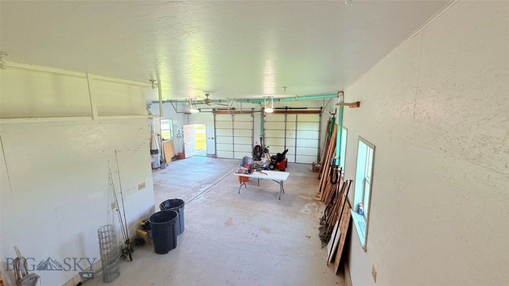 129 E Tobiano Trail, Belgrade MT 59714