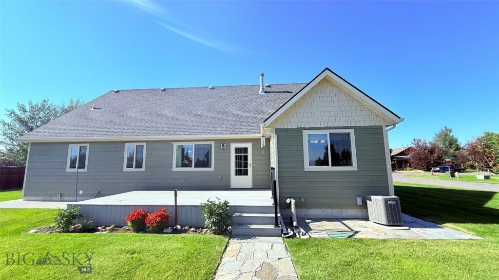 129 E Tobiano Trail, Belgrade MT 59714