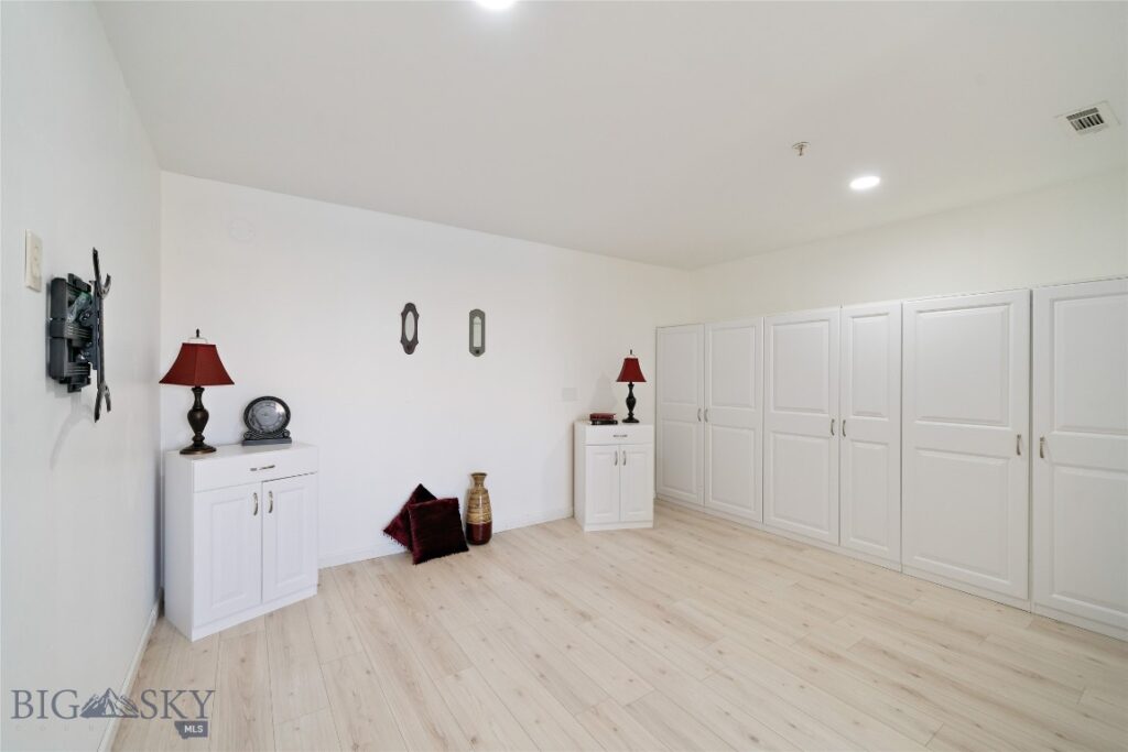 129 Village Drive, Belgrade MT 59714
