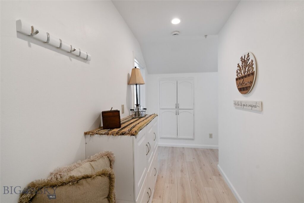 129 Village Drive, Belgrade MT 59714