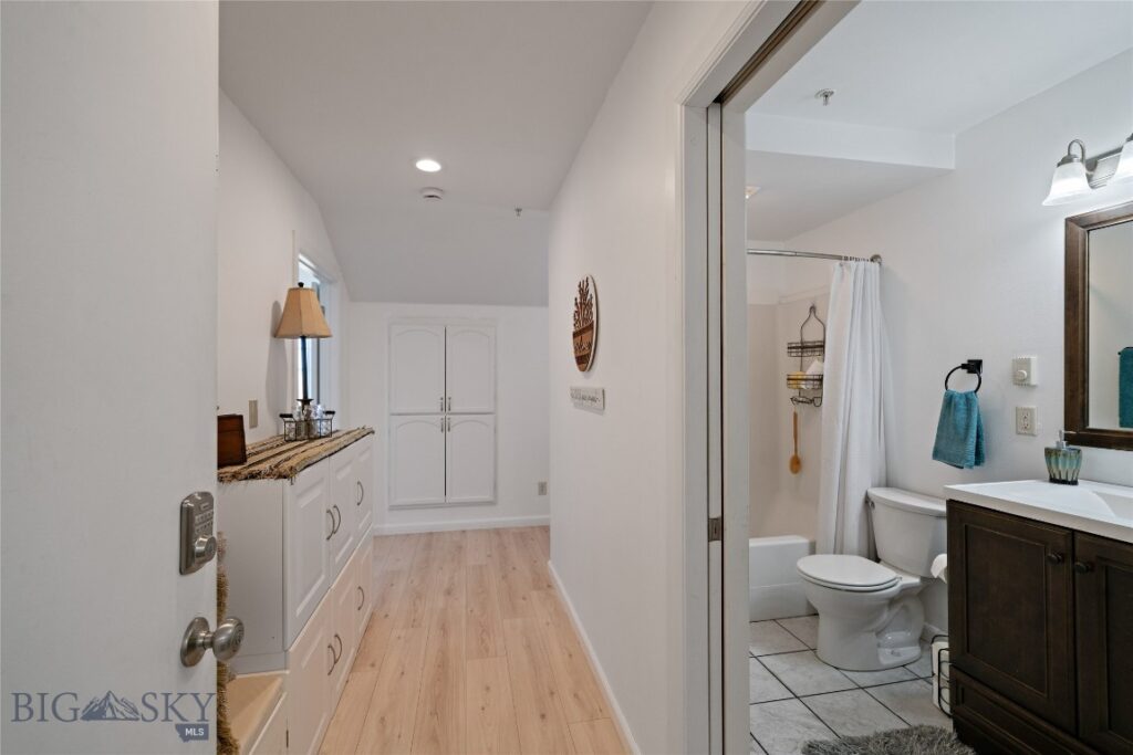 129 Village Drive, Belgrade MT 59714