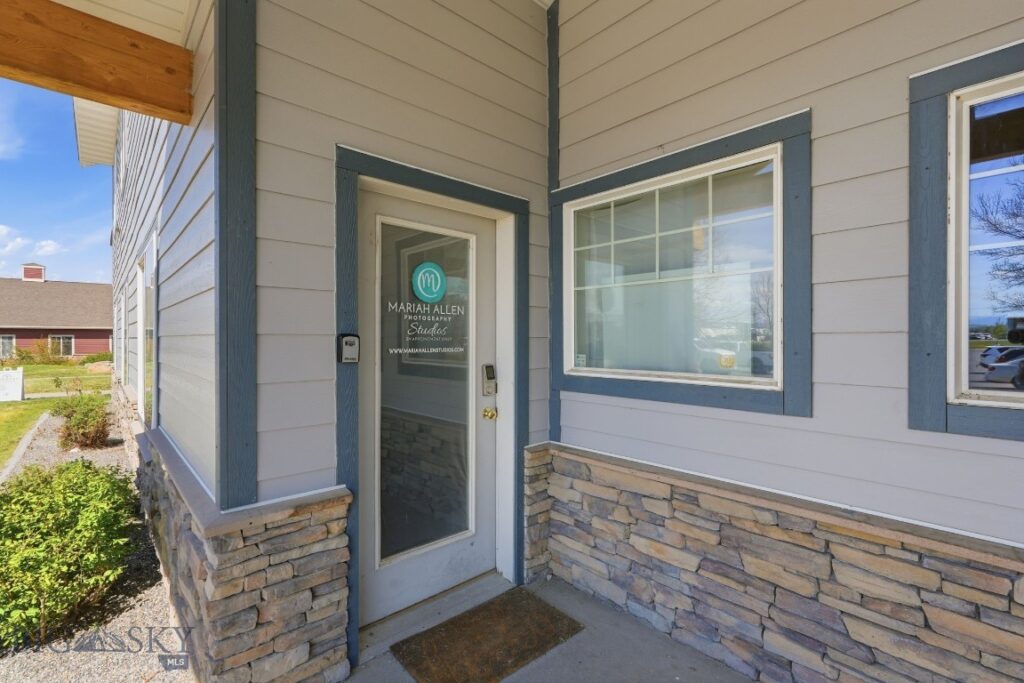 129 Village Drive, Belgrade MT 59714