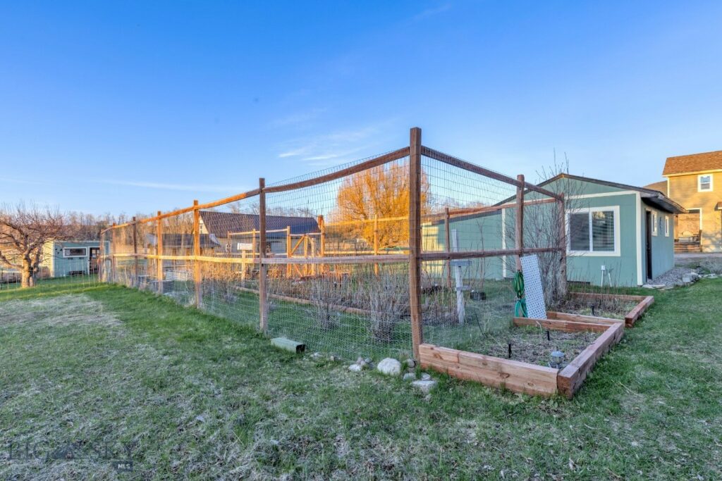 12977 Cottonwood Road, Bozeman MT 59718