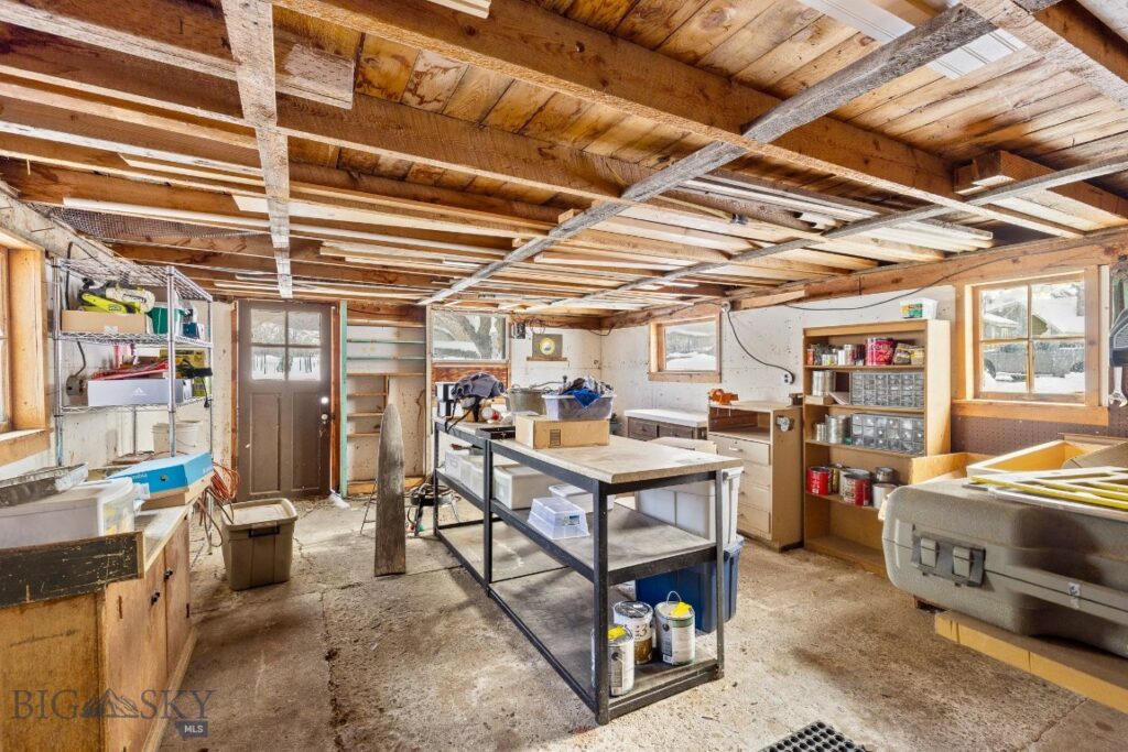 12977 Cottonwood Road, Bozeman MT 59718